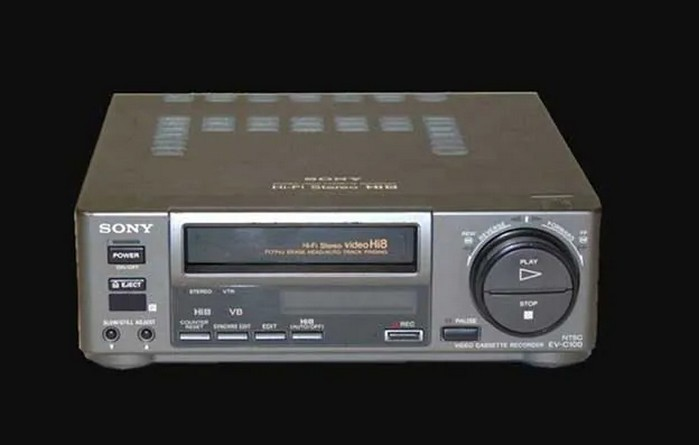 Sony Video Hi8 EV-C100 NTSC Videokassetten-Recorder Magnetoscope